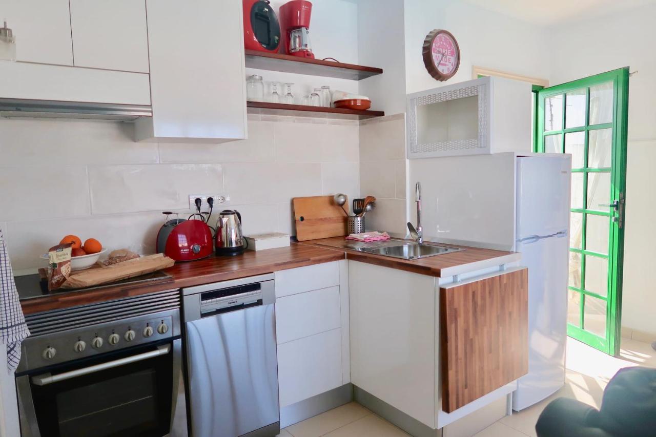 Apartment Los Zafiros In Puerto Del Carmen Aircond & Wifi & Dishwasher 蒂亚斯 外观 照片